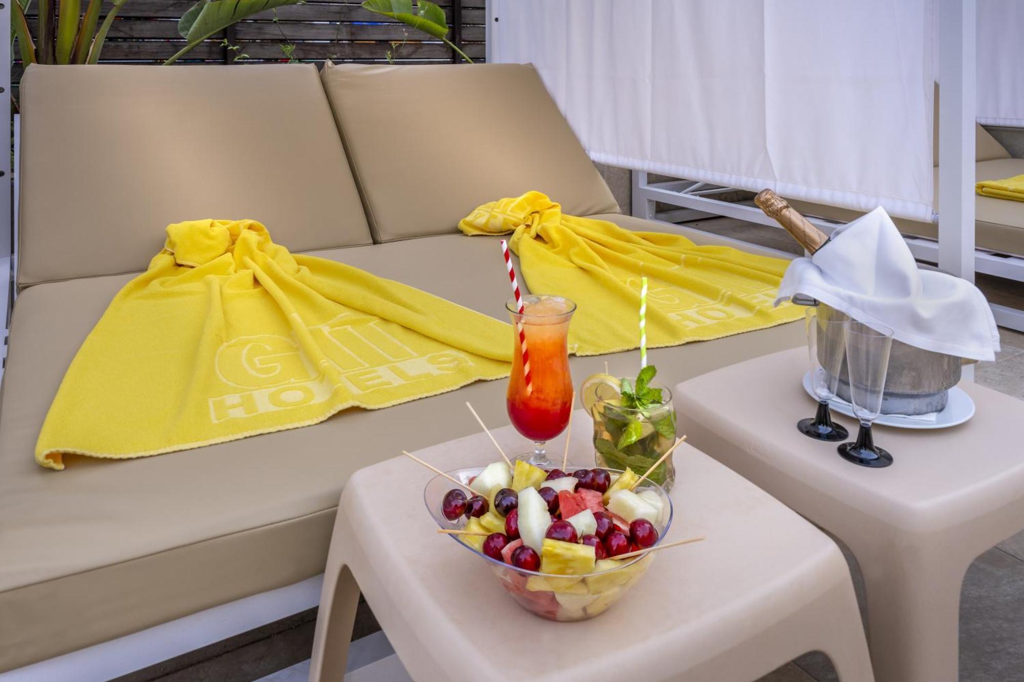 Ght Oasis Park & Spa Lloret de Mar Exterior foto